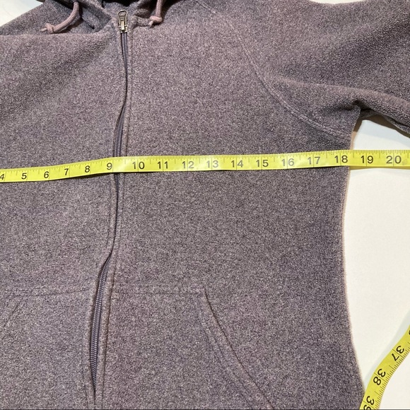 Woman’s Carhartt Purple Zip Up Hooded Sweatshirt Size Medium - Picture 5 of 11